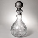 RIBBED GLASS DECANTER